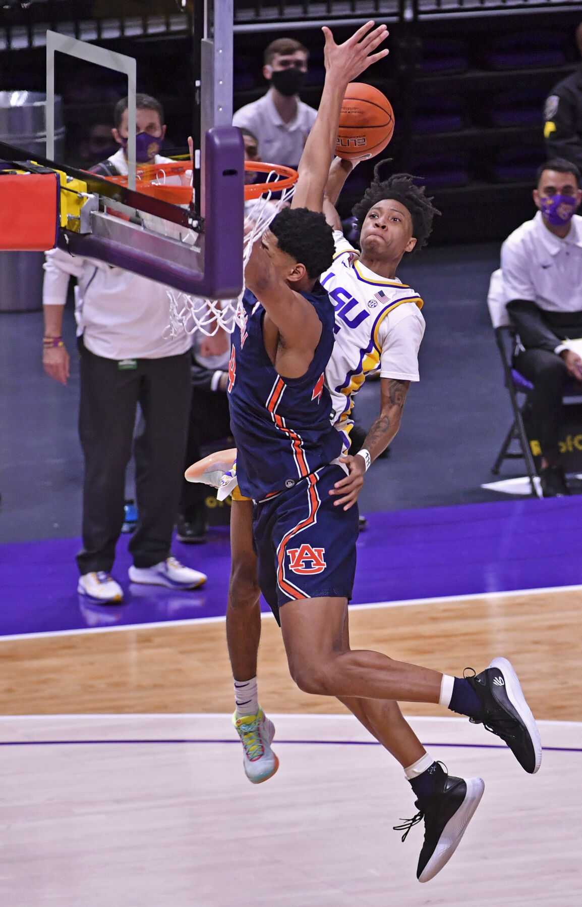 BR.lsuauburnbasketball.022121 HS 102.JPG